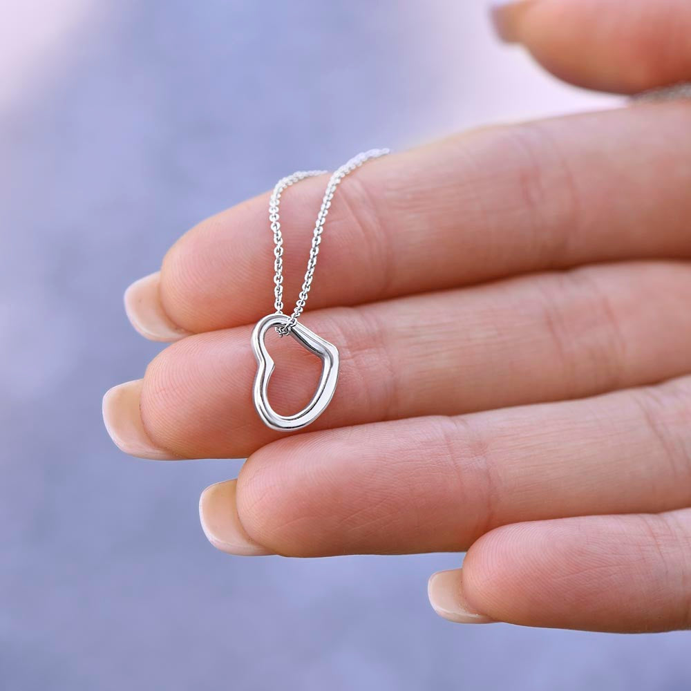 Cute Silver Heart Pendant Necklace for Daughter Wife Mother Mother-in-law Sister